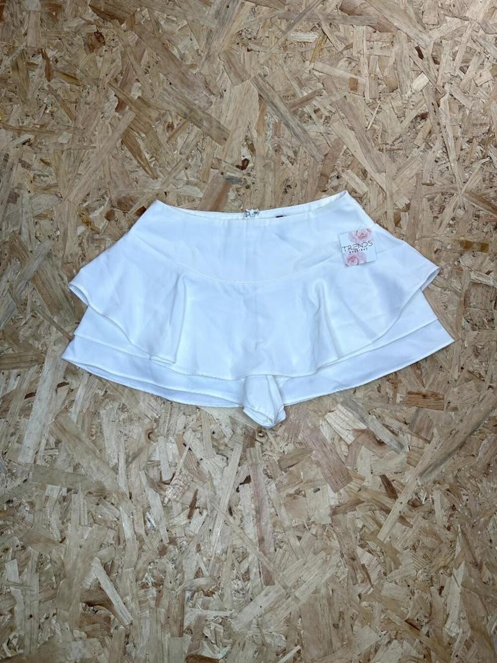 San Joy White Ruffle Skort Womens Size S Tiered Mini Skirt Shorts